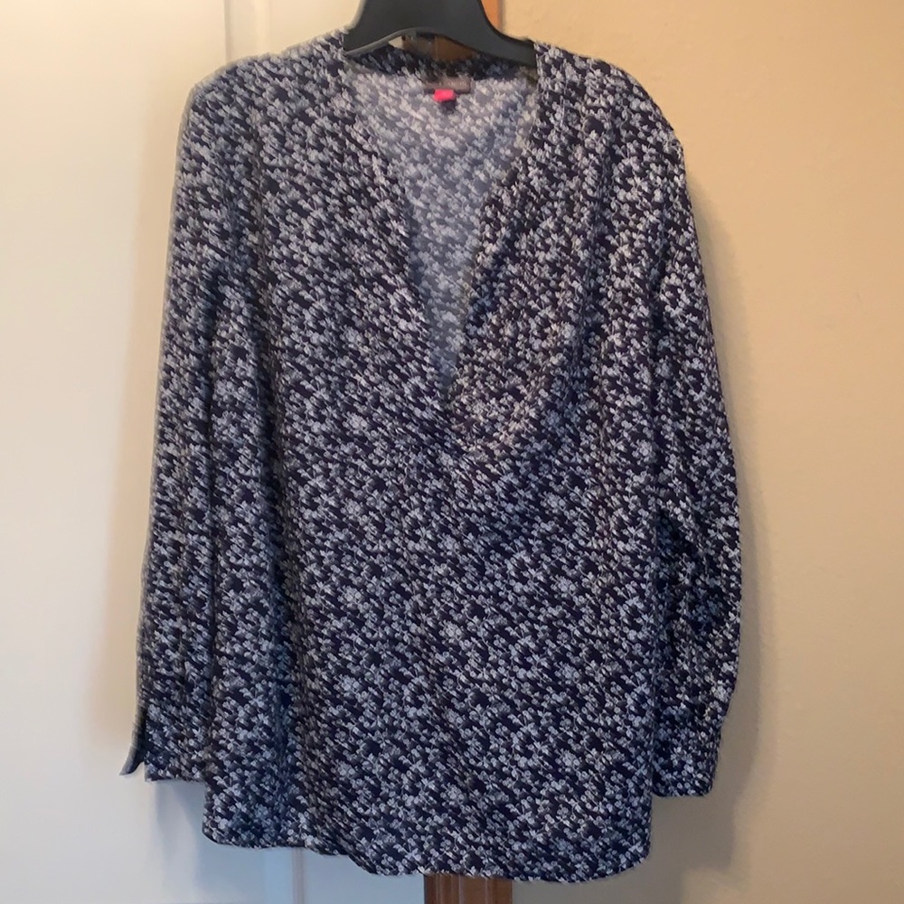 Vince Camuto blue/ white blouse